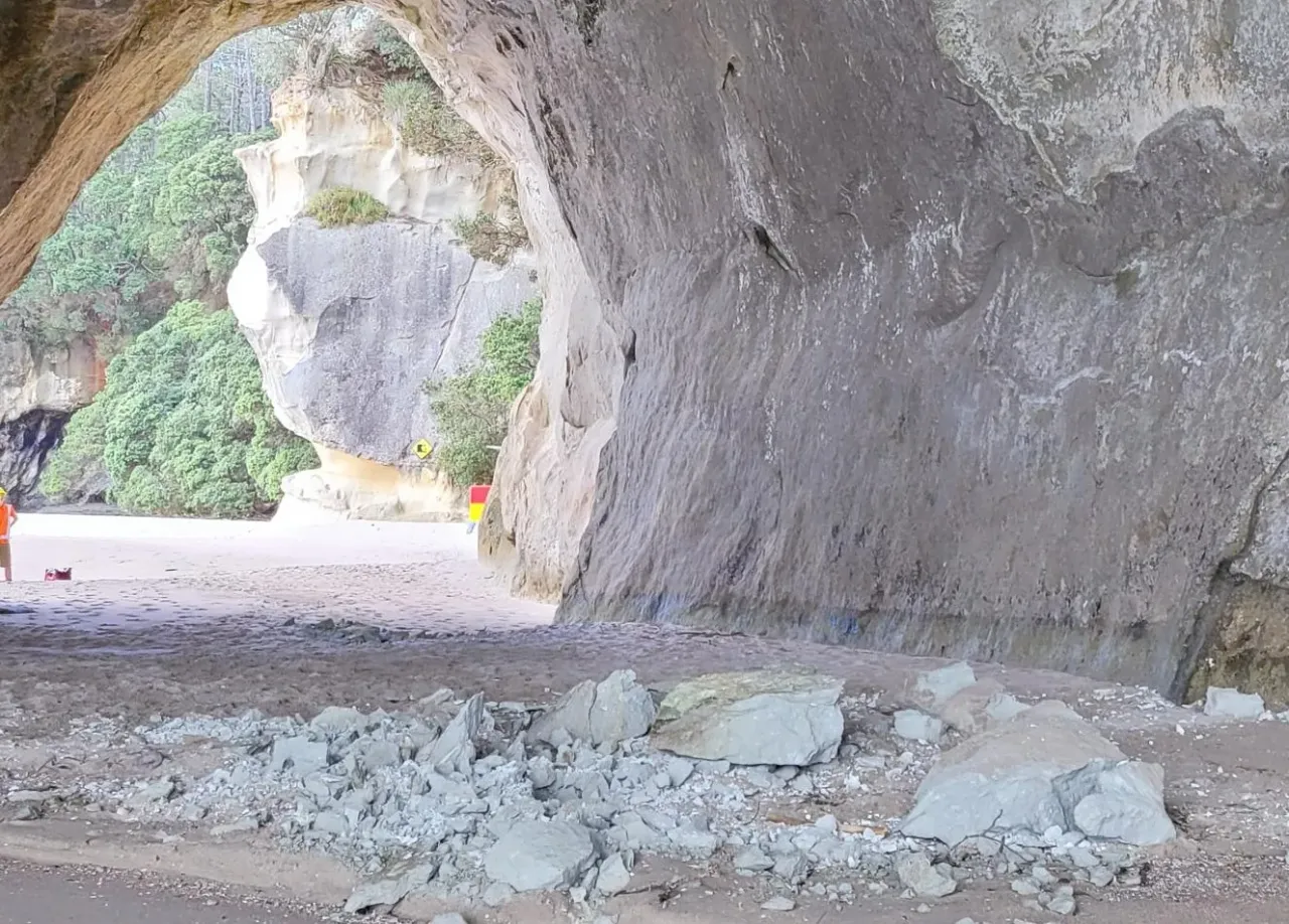 Rahui Placed on Cathedral Cove Arch photo